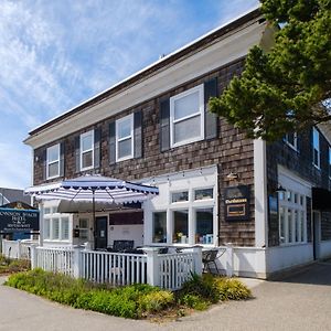 Cannon Beach Hotel